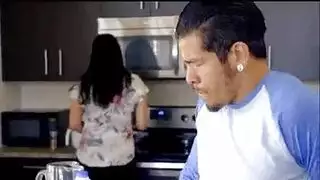 ينيك امه لانه خائف من الرعد