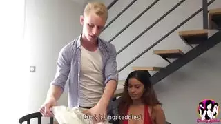 شاب ينكح اخته ويخلع