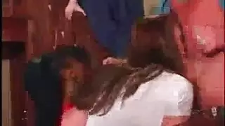 عرقي الجنس الشرجي نادي نسائي تعليمات