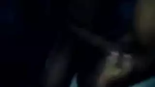 حلق فيفيانا المثالي يتطلب قضيباً صلباً كالصخر