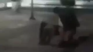 لاعبة جمباز حارس أمن الإمتصاص النفس