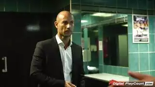 سامانثا بنتلي تقدم لعق عميق مع صديقتها المفضلة