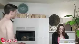 عضو جوردي الخام يعاقب المديرة القلقة صريح