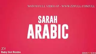 رغبة لا تُطفأ: هارلي هيز يضاجع سارة عربي بعمق